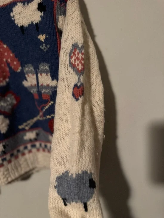 Vintage 90’s Woolrich Cream Knit Sweater with Cottage-core Sheep Motif- Size M - Picture 5 of 14